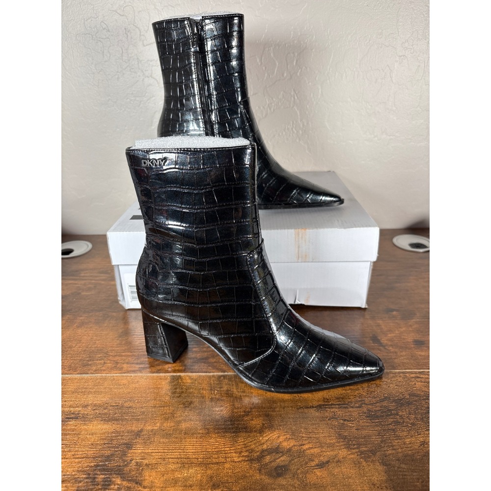 DKNY Sunny Black Croc Embossed Heeled Bootie Pointed Toe Block Heel Ankle Boot 6